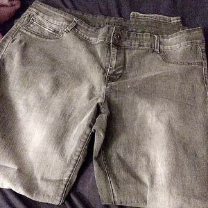 20R Maurices jeggings